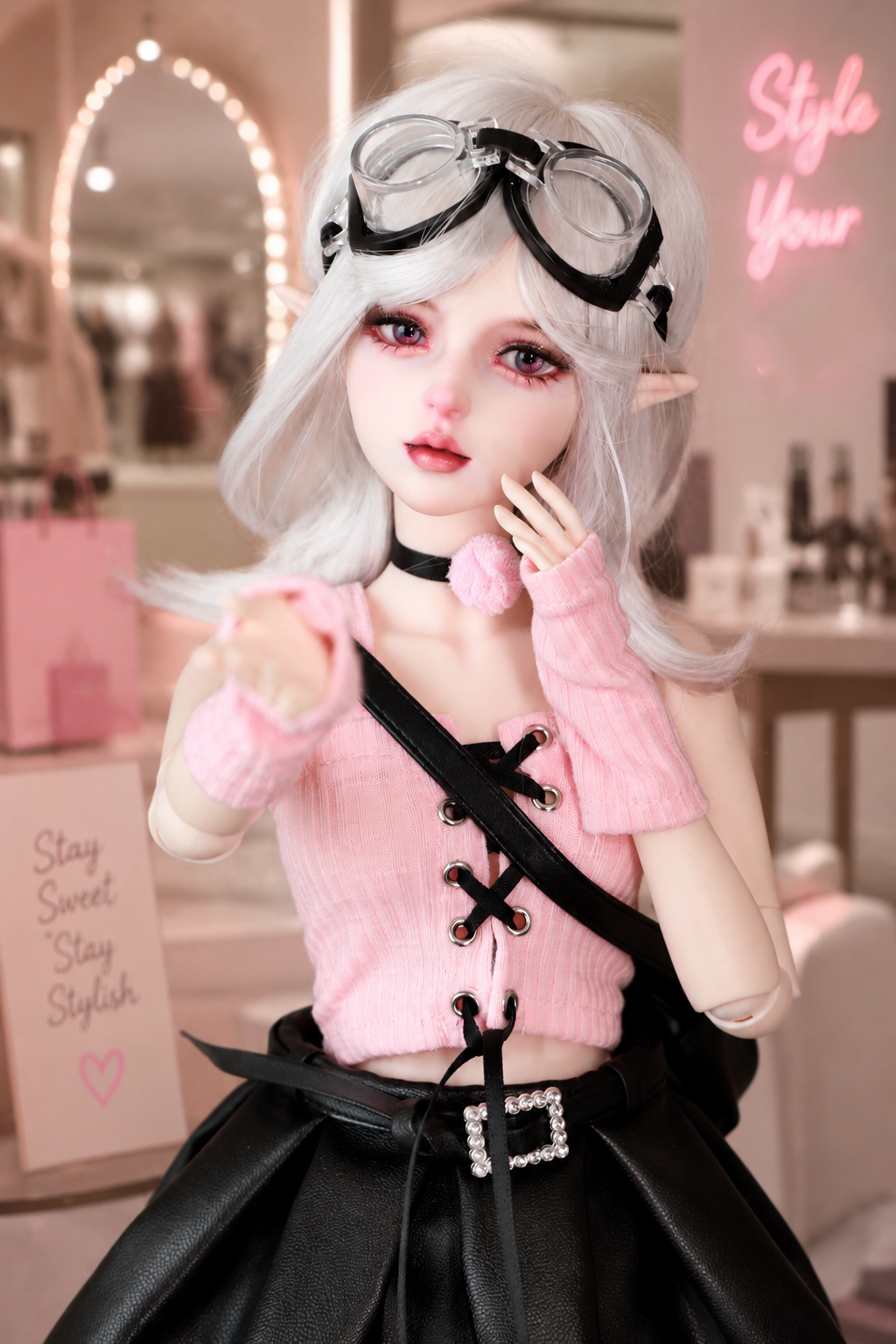VLEYAN Hand-Painted BJD-Style Doll 1/3 Casual Freckled Doll with Denim Overalls - Image 4